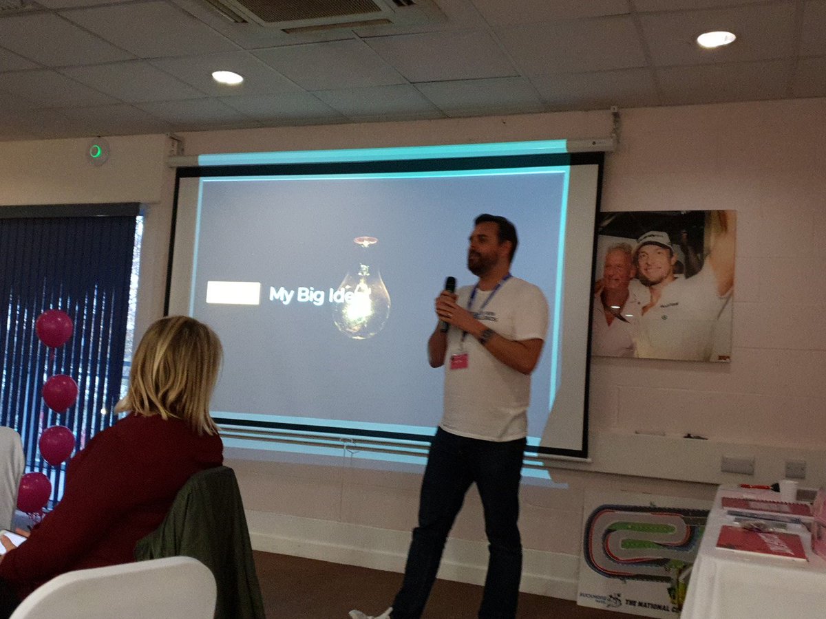 GrahamBakerGBP's tweet photo. Why retaining customers is the new acquisition with @Davidmarkshaw
#KickstartDigital
#KickstartKent #SmallBusiness #digitalmarketing #socialmedia @kickstartdigita https://t.co/Q1ObWpa898