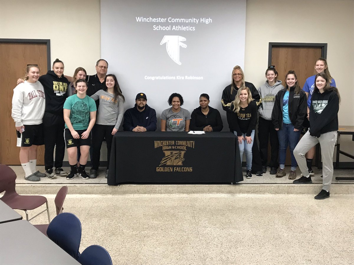 Congratulations to Kira Robinson who signed to attend and play basketball at Lincoln Trail, in Robinson, IL!