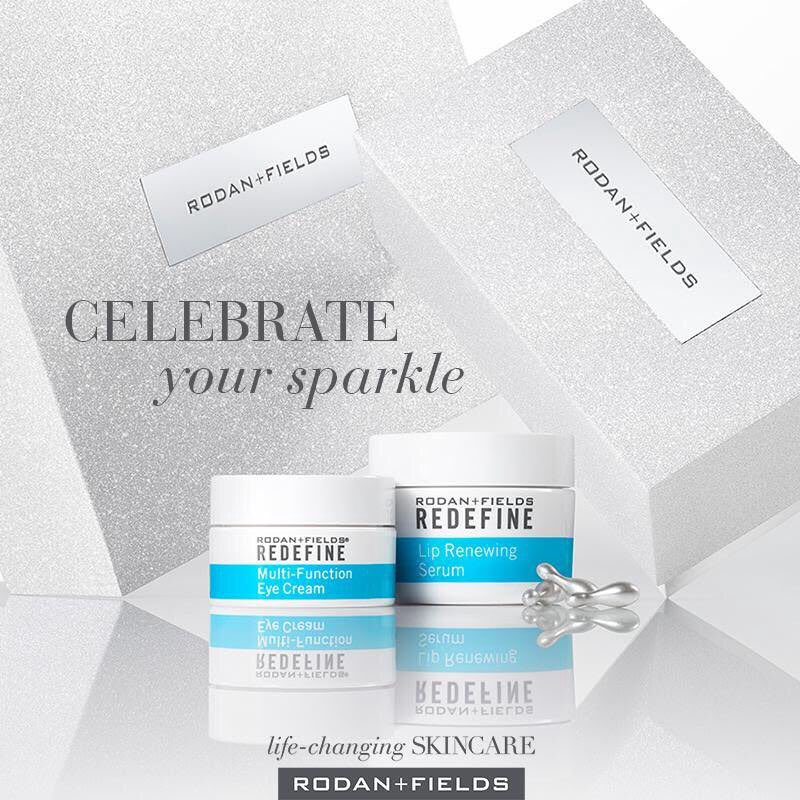 barbgirl1999's tweet image. Two holiday gift sets available while supplies last!  Makes an excellent gift for someone on your list, or for YOU! Grab yours today 💙💛💜❤️💚 #RodanAndFields #RFLife #RFTeamGoalDiggers #RFTime4Me2Fly mandymarie.myrandf.com