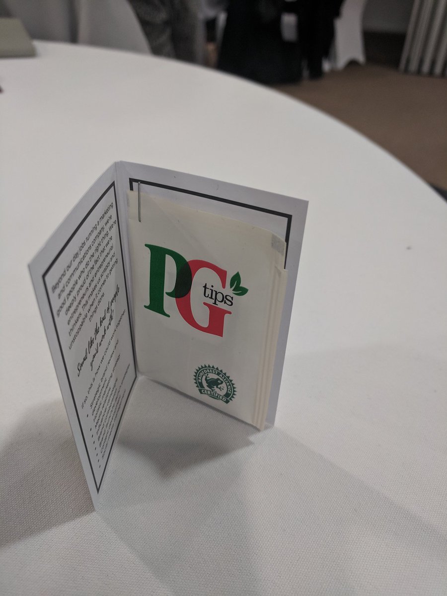 danieldoherty's tweet photo. Favourite business card I've seen in ages.... Well done @EvokeMediaLtd #digitalkickstart @Avviso_Media https://t.co/qQDR4pQXfx