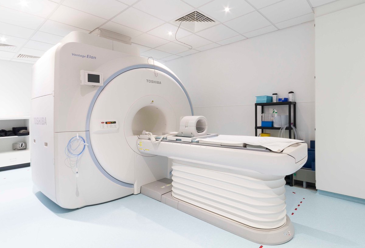 apollo_building's tweet photo. Apollo are delighted to announce the recent completion of the new CT and MRI imaging suite at Paragon Vets in their brand new, state-of-the-art multi-disciplinary referral centre https://t.co/g0QbRtTpOg