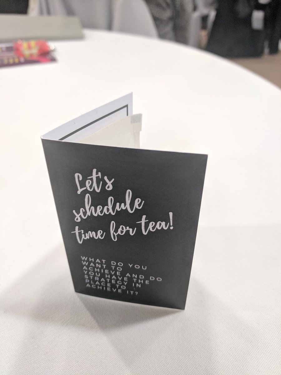 danieldoherty's tweet photo. Favourite business card I've seen in ages.... Well done @EvokeMediaLtd #digitalkickstart @Avviso_Media https://t.co/qQDR4pQXfx