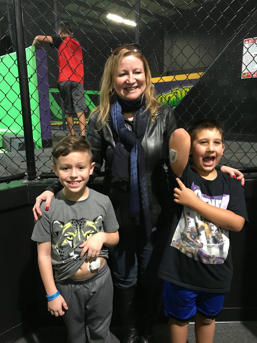 Assembly Members Houghtaling &amp; Downey listened, learned and then took action after meeting with local youth advocates. With their partnership and support, we will continue to bust #T1D myths! 

 #NDAM #TypeBlue