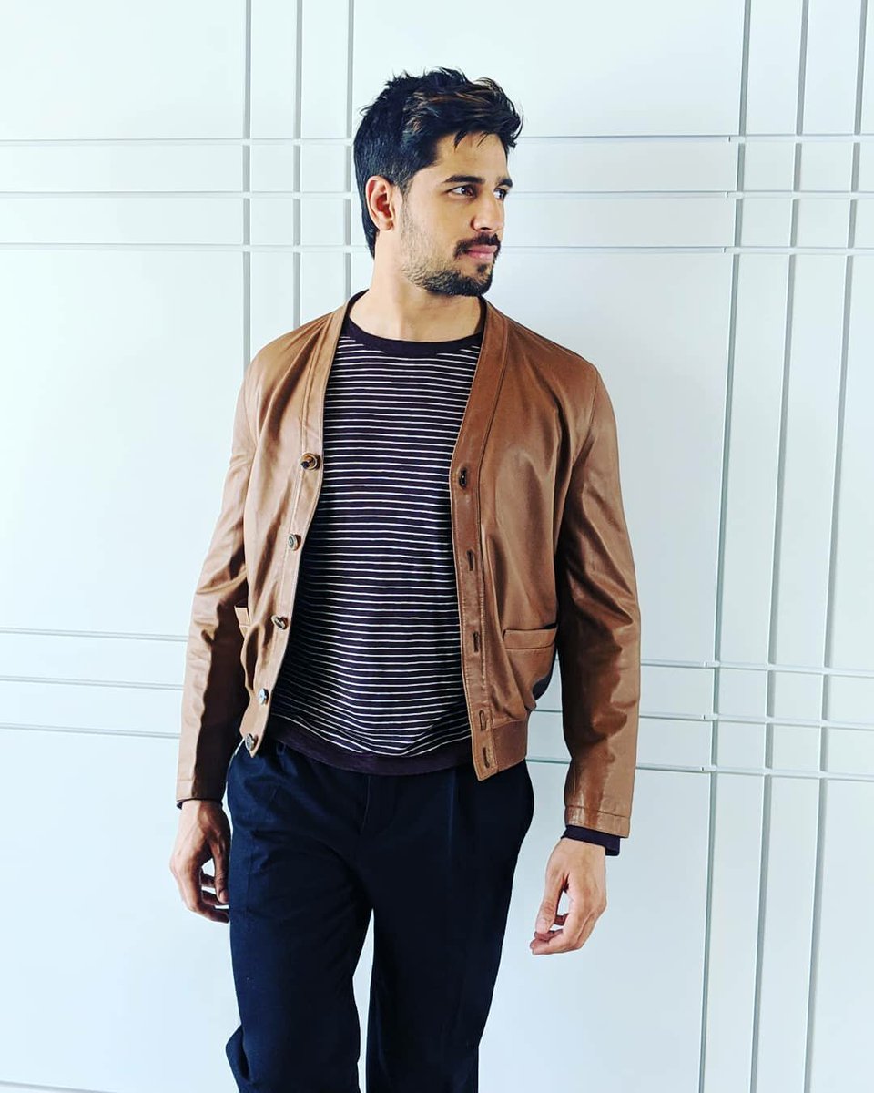 memesidharth's tweet photo. https://t.co/d2Ab7SVPZS
