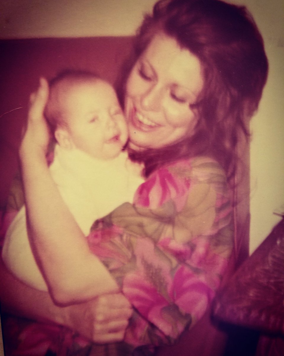 AnnWedgeworth's tweet photo. Ann with one of her daughters, Diánna, during a joyous moment of motherhood. https://t.co/Nchb8aTFpi