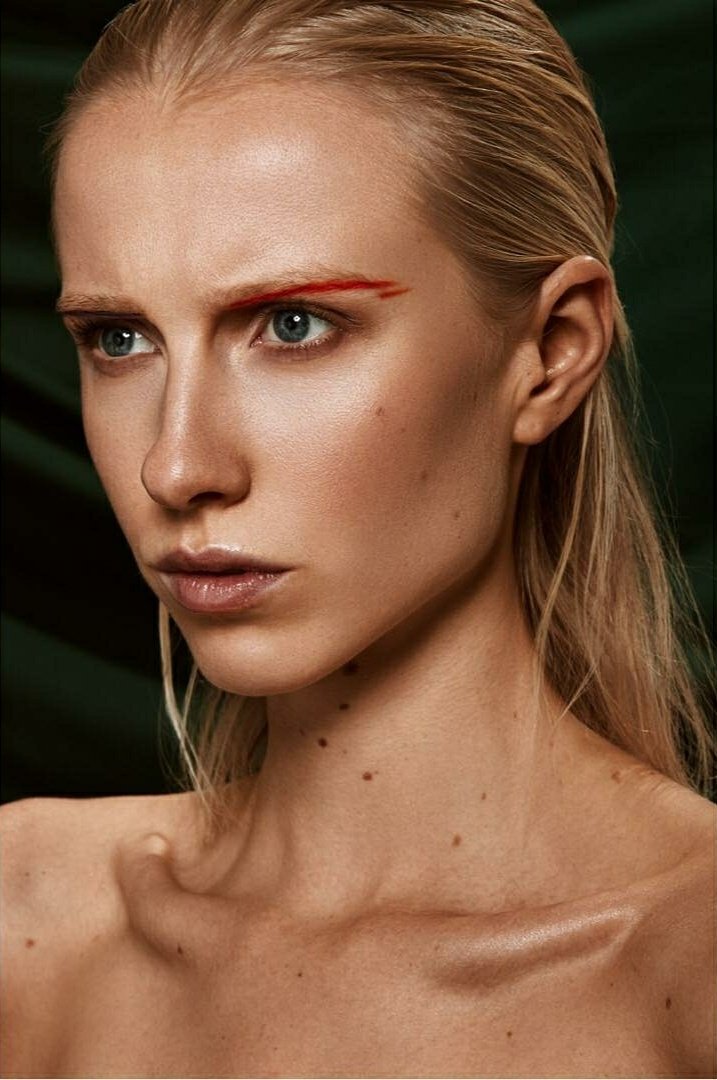 mformodelsblog's tweet photo. Emma Jackie Hagers (Holland's Next Top Model cycle 9) look so stunning in new test shot by Suzan Van Gemeren! 
#topmodel #TOPMODELSHOT #HNTM #HollandsNextTopModel #EmmaHagers #EmmaJackieHagers #SuzanVanGemeren #model #fashion #fashionmodel https://t.co/90NWwoqlvI