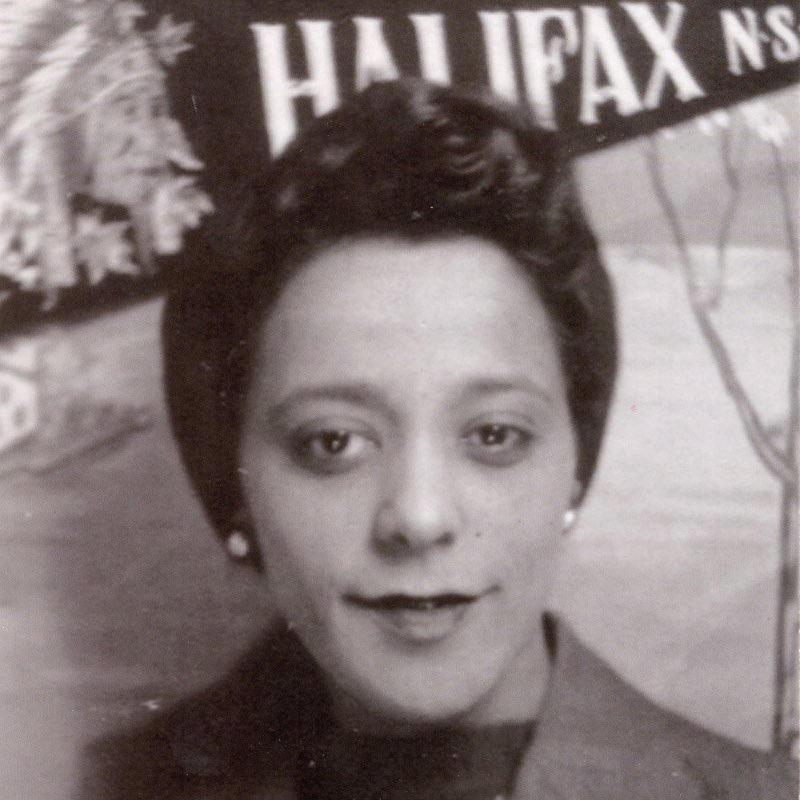 secretlifeofCAD's tweet photo. A new day. Civil rights activist and trailblazer #ViolaDesmond will replace John A. Macdonald on the ten dollar bill. #BlackHistory #CanadianHistory https://t.co/JP0AMxouPy