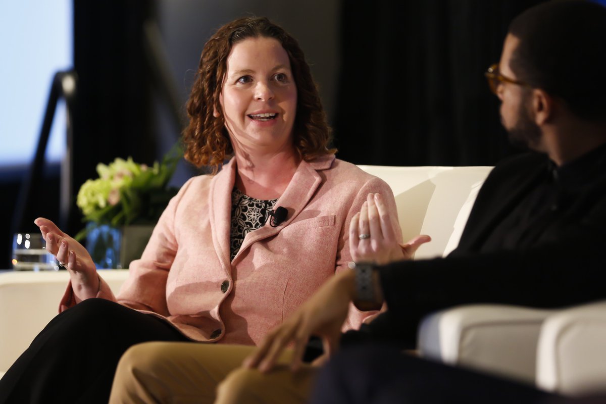 HilaryCainDC's tweet photo. I've frequently been told that my hands and face are quite animated when I speak, but these pictures of me on a panel last week at #BloombergNext are irrefutable evidence and completely cracking me up. https://t.co/h3EcSSKg1L