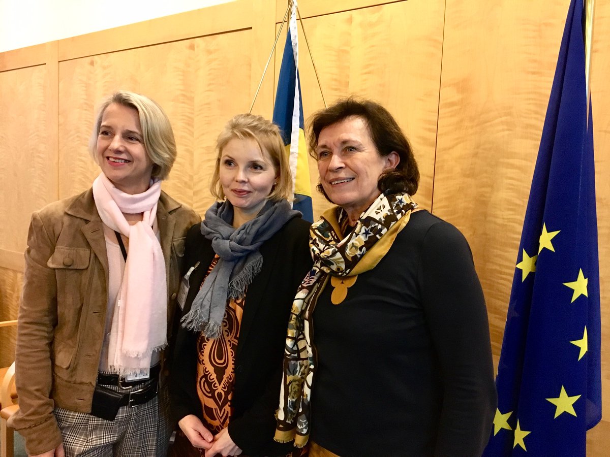 Our inspiring powertrio of parliamentarians today; discussing Nordic-EU cooperation on disability issues ⁦<a href="/StevensHelga/">Helga Stevens</a>⁩ ⁦<a href="/steinunnar/">Steinunn Þóra</a>⁩ ⁦<a href="/AskerBente/">Bente Stein Mathisen</a>⁩ #nrpol #eupol