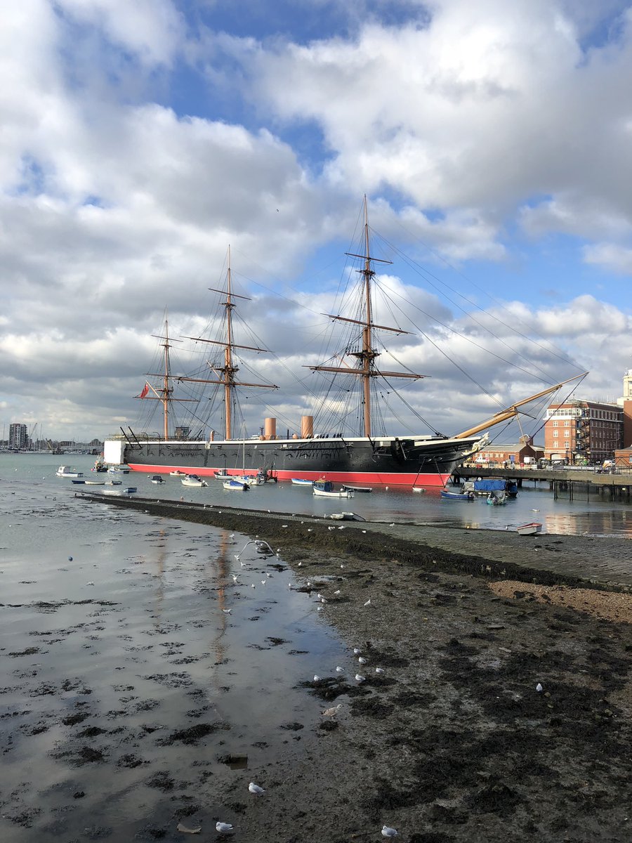 doc_magni's tweet image. A great day in #Portsmouth sharing my #ForensicResearch conducted at @MurdochUni @VetLifeScience with @UOP_ICJS_CFS students and staff! Thank you Dr Kat Brown for the invite!