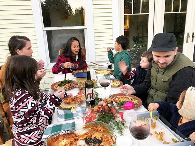 RileyTalk's tweet photo. Apologies grateful for these incredible friends. Love you all!! 💕 https://t.co/UEhDIRePWO https://t.co/VRNgNOG4iq