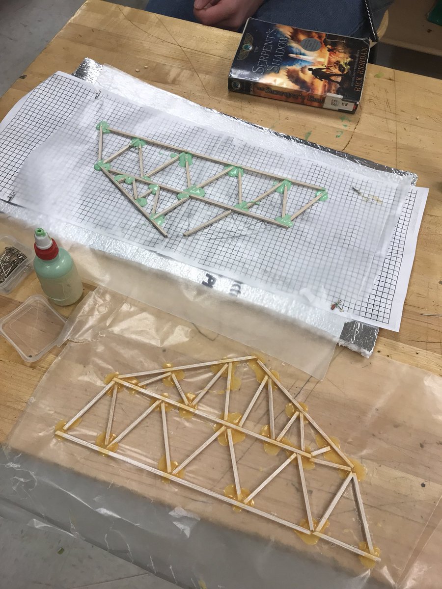 MrWolfTech's tweet image. Building bridges! These 8th graders are doing pretty well. Let’s hope these bridges can break the school weight record of 22.6 lbs! #EWStrong