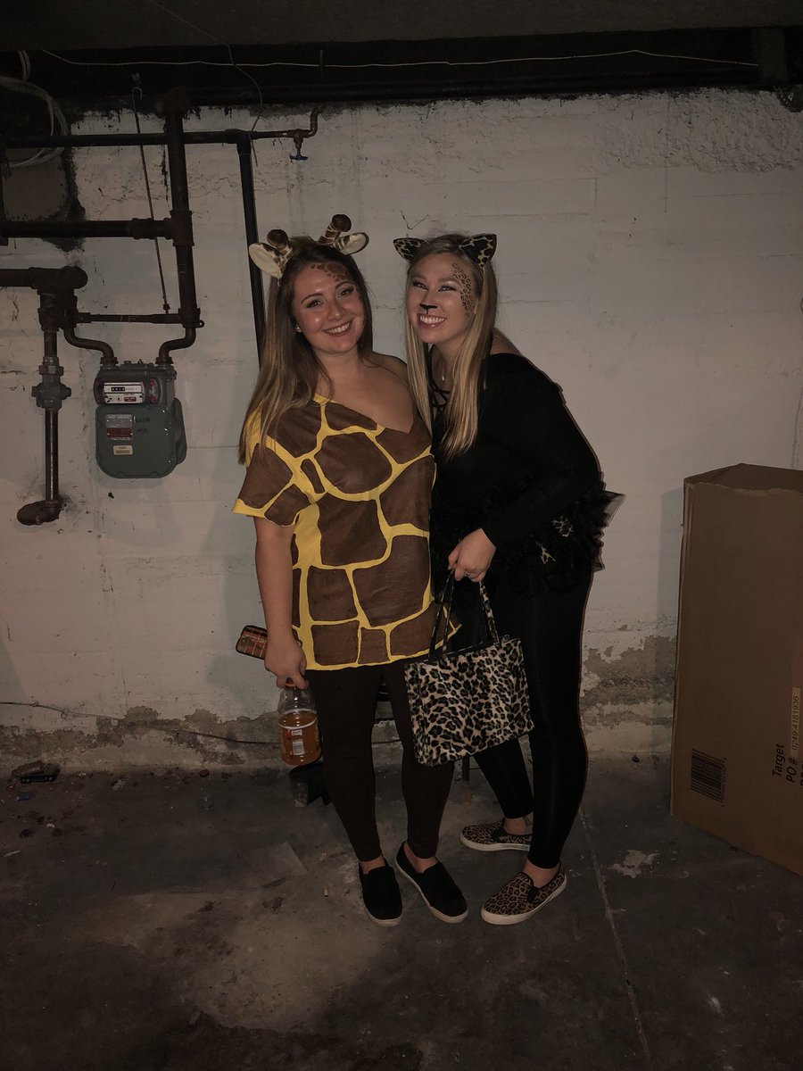 alyssasssmith_'s tweet photo. Happy birthday baby! I’m so glad UC has brought us together. Love being your roomie and love you 💘 @kristenfarmer86 https://t.co/Z0w2zsrcbk