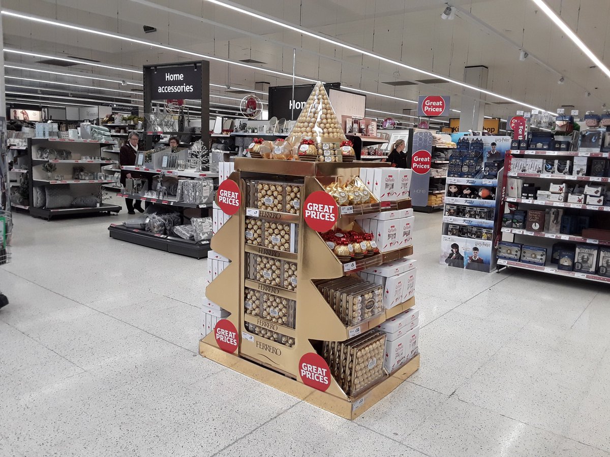 fpp's tweet image. Working with @FerreroUK, we’ve created an exclusive Christmas tree shaped display for @Sainsburys. Why not pop in, take a look and pick up your favourite Ferrero products.