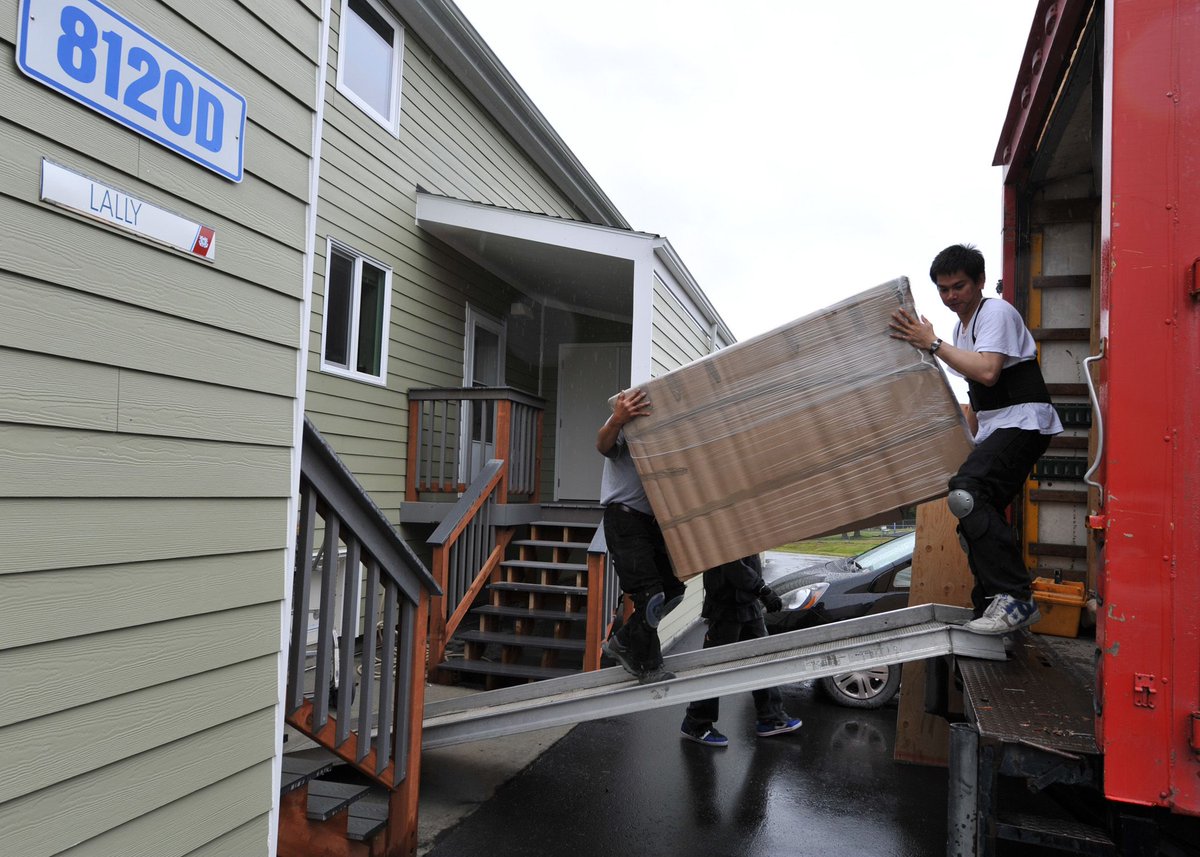 AltitudeMoversD's tweet photo. If you decided you don't want to move by yourself, finding and hiring movers is the most important decision you will make when moving.
#moving #movers #movingservice https://t.co/vANK6DIIPZ