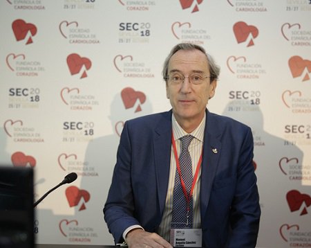 isanidad's tweet photo. Dr. Manuel Anguita: “ La @secardiologia defiende desde hace años la modificación del Informe de Posicionamiento Terapéutico de los #ACODs ” #SEC2018 https://t.co/Gh6JFxqdWw