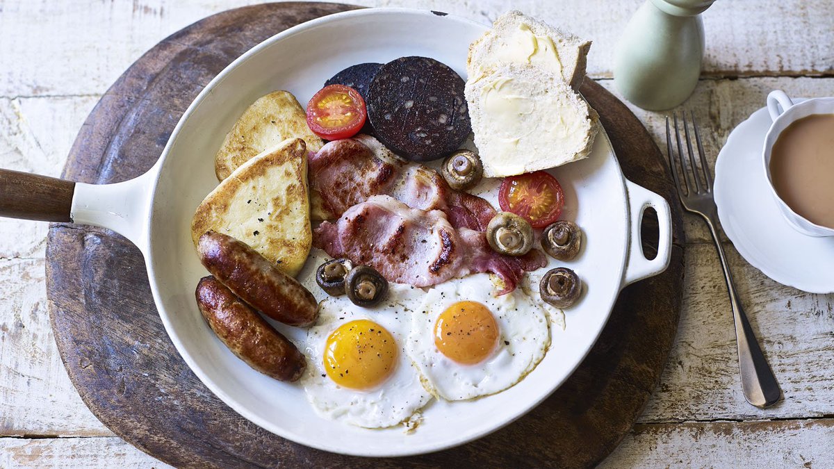 ClearboxComms's tweet photo. What's for dinner? We're a hungry bunch here, and to celebrate Northern Ireland being crowned the world's greatest food destination, we've written about some of our favourite restaurants in case you're after a reco https://t.co/Zj2Ysoqf9X 🍽️ https://t.co/3r79ddHLi0