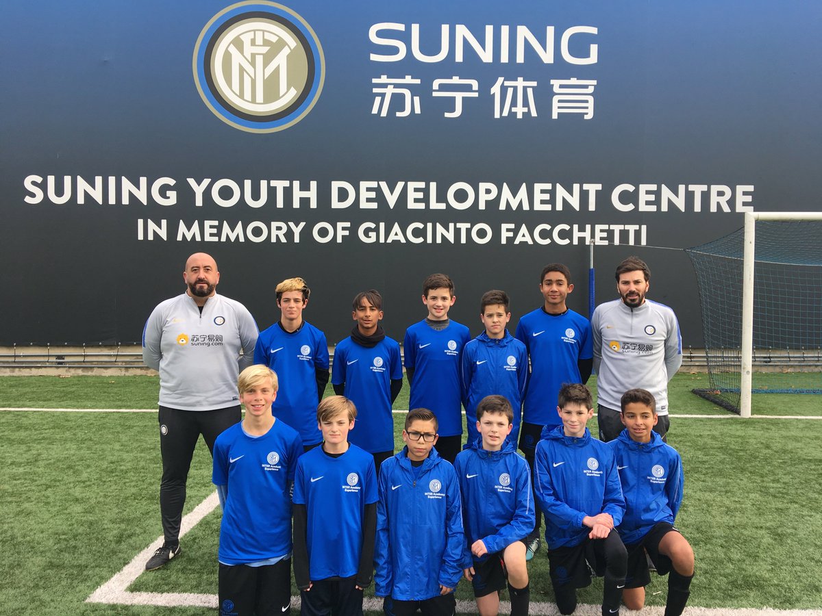 dundee_juniors's tweet photo. DJCT 05/06 Boys Training with FC Inter, Milan Italy https://t.co/QvLBv7JS9x