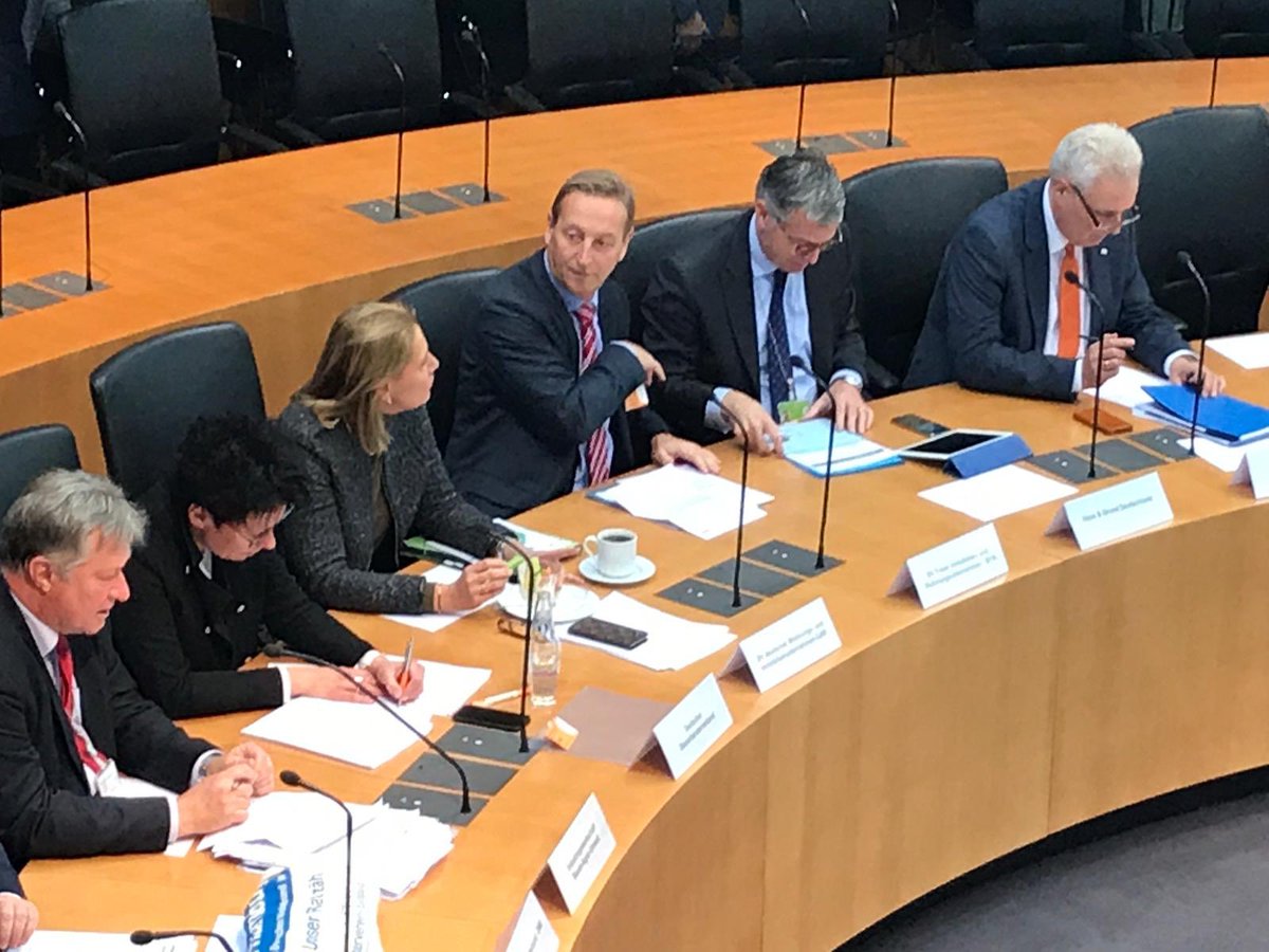 <a href="/BFWBund/">BFW Bundesverband</a>-Prädident <a href="/andreas_ibel/">Andreas Ibel</a> als #Fachexperte im #Finanzausschuss zur #SonderAfA: „Mit der geplanten Baukostenobergrenze von 3.000 EUR/qm kann in den Ballungsgebieten kein Impuls für #Neubau erzielt werden!“ #Sonderabschreibung