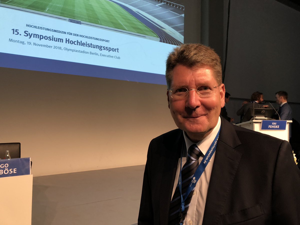 VBG_Hamburg's tweet photo. Fazit des 15. Symposium Hochleistungssport? „Volles Haus, Top-Referentinnen und -Referenten und erstmalig der Schulterschluss zum #Parasport - ganz ehrlich: dieser Kongress macht richtig Spaß,“ Prof. Dr. Axel Ekkernkamp, @ukbberlin und wissenschaftliche Leitung #SHLS18 #VBG https://t.co/8oUDYWupNe