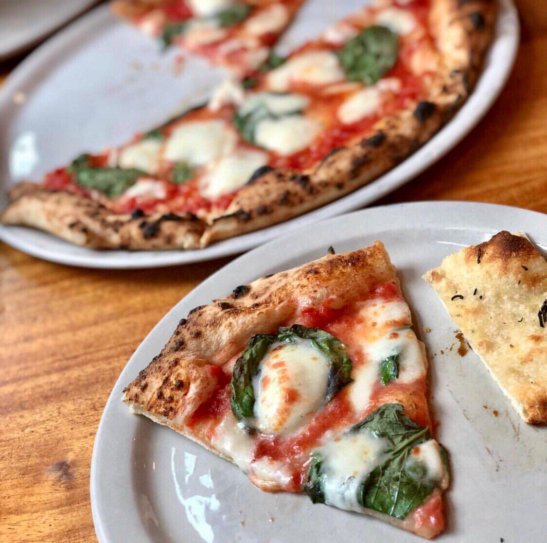 PizzeriaTesta's tweet photo. No matter how you slice it.. itβs always a good time for a #TestaMoment
πΈ: @meghan_logan https://t.co/UbQJvQDSp1