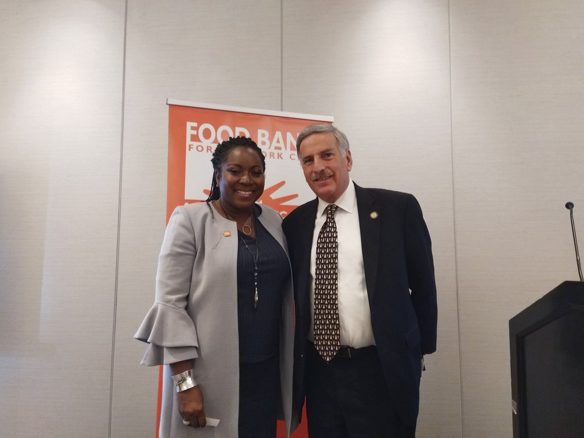DavidWeprin's tweet photo. Very grateful to be a part of the @FoodBank4NYC legislative breakfast and learn about #HungerinNYC with @BarryGrodenchik &amp; @RepJerryNadler. I want to thank @LizKrueger &amp; @RepJoseSerrano for all of their hard work to #endhunger. https://t.co/B4PShpfpum