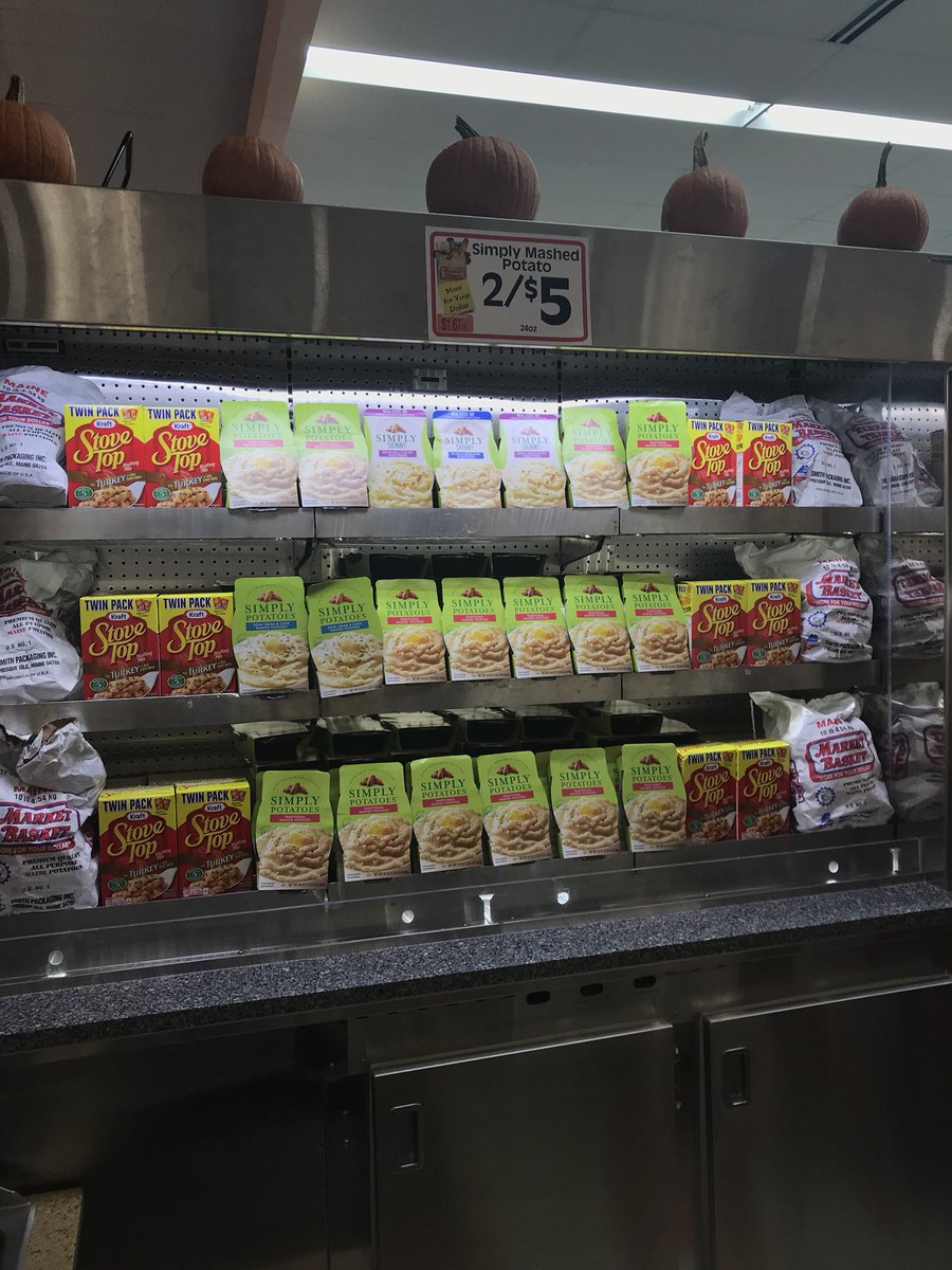 m_rains3's tweet photo. Two @simplypotatoes displays @mydemoulas #AcostaThanksgivingChallenge @CPGThanksgiving https://t.co/nnSLTWOZhy