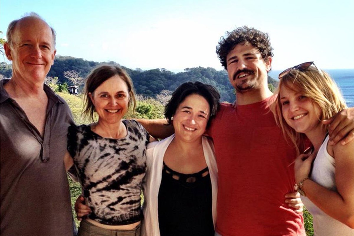 How To Make Personal Growth A Habit - New Beyond The Headline Podcast with <a href="/oseamalibu/">OSEA Malibu</a> CEO <a href="/happypalmer/">Melissa Palmer</a> on her family's remarkable story helping pioneer the clean beauty movement. 33voices.com/interviews/how…