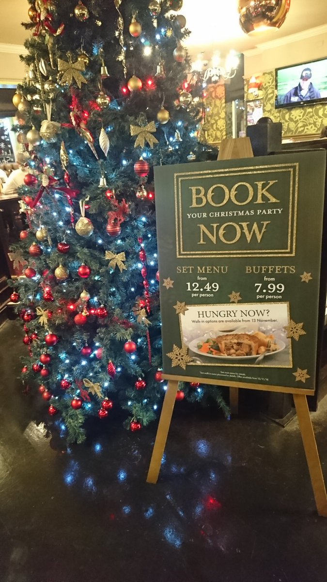 DuttonArms's tweet image. Christmas isn't long now.
Have you booked your Christmas party yet?
Bookings for Christmas day also being taken.
Home alone with your dog? Bring the doggie too!

Message us for more details or call us on:
01253 405428