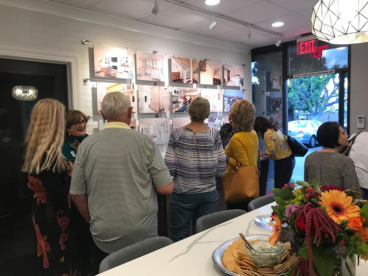 BurginCo's tweet photo. Quick sneak peek of our open house from last week! Stay tuned for more pics throughout this week! #BurginCo #DesignBuild #OCRemodeler #SantaAna #OpenHouse #LuxuryKitchen #LuxuryBath #Renovation https://t.co/Tb1rjiMIrU