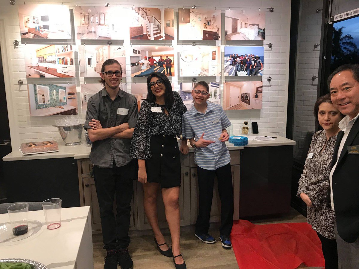 BurginCo's tweet photo. Quick sneak peek of our open house from last week! Stay tuned for more pics throughout this week! #BurginCo #DesignBuild #OCRemodeler #SantaAna #OpenHouse #LuxuryKitchen #LuxuryBath #Renovation https://t.co/Tb1rjiMIrU