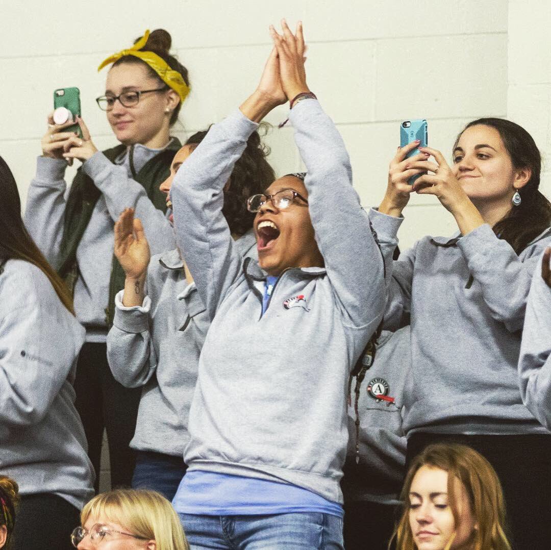 MassPromise's tweet photo. Our #openingday pictures are here! Thanks to @shotsbyleila (find her on Instagram!) for capturing our #americorpsma spirit! #mpfclass20 #grayquarterzips https://t.co/fB1F8c6Eab
