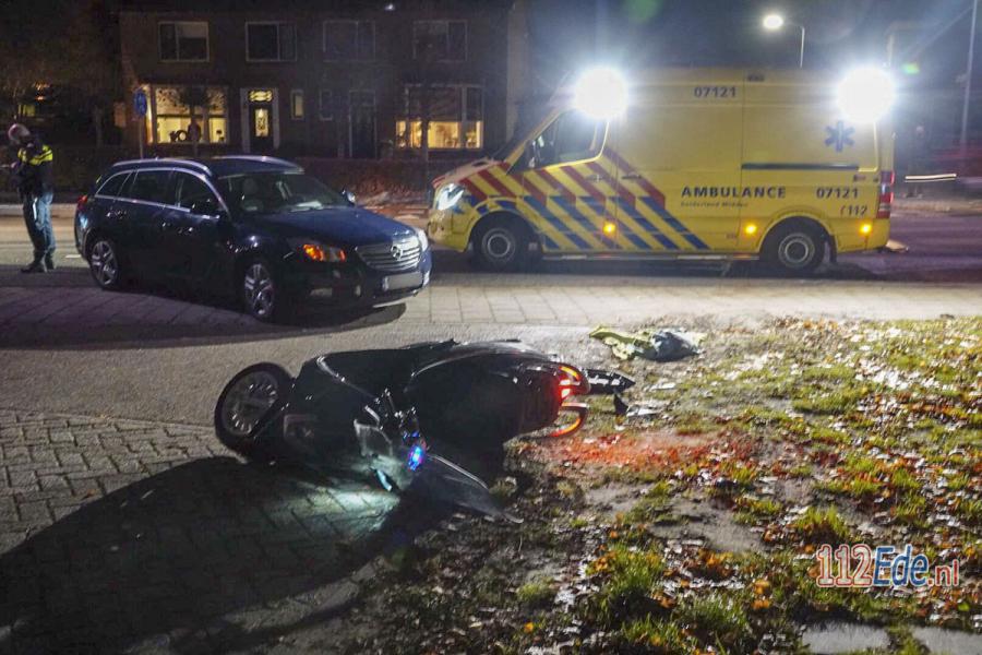 🚨 Scooterrijder aangereden door auto in #Ederveen 112.press/QrcHyb 112Ede https://t.co/aedYIOHwJ1