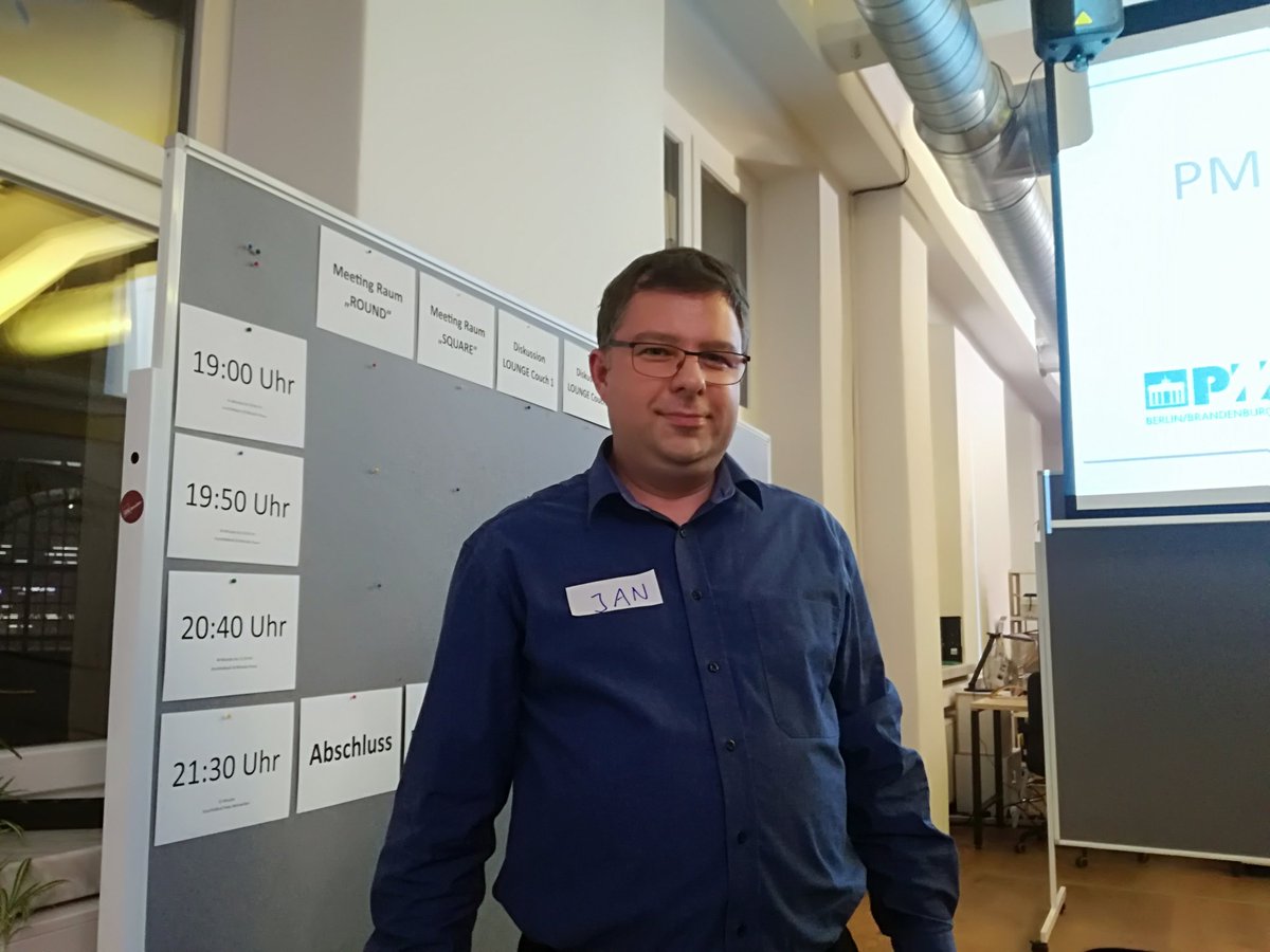 RafaelKugel's tweet photo. #PM &amp; #StartUp #Barcamp in #Dresden. Ich freue mich! 
#Einfachgründen #Mehrbirne #LeanEntrepreneurship 
@ImpactHubDD @jantheofel https://t.co/G6gRCQyVK8
