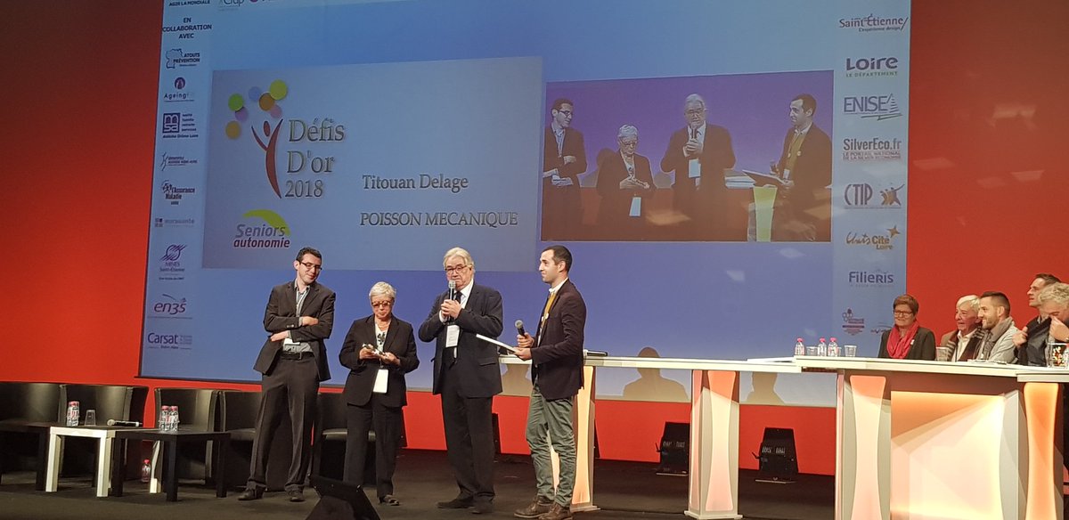 Defi_autonomie's tweet photo. #DefiAutonomie2018 #defidOr le trophée coup de coeur est remis au projet Poisson Mécanique par R Boutaric @AG2RLAMONDIALE et M Ronat president Unocam https://t.co/OstwdeOdD4