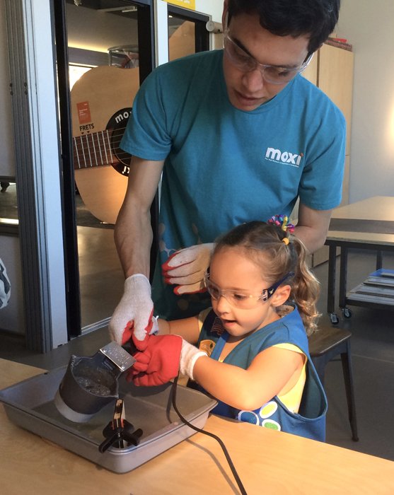 GGSEucsb's tweet photo. The NSF awards @Dani805 and @MOXISB a multi-year, $170K grant to facilitate the development of 9 Engineering Exploration modular programs in partnership with UCSB. https://t.co/B52pk7Yf2O https://t.co/TXHOzYZc5W