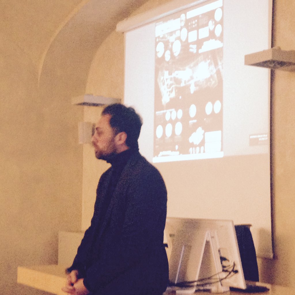 pepsfanelli's tweet photo. Lezione di #Marketing #Territoriale presso Università di #Verona.
Relatori: Paolo Campagna (Presidente ANCE #Taranto), Giuseppe Fanelli (CEO MAS SRL), Gemma Lanzo (MAS WEEK Curator), Carmine Chiarelli (Direttore Tecnico di MAS SRL).
#MASWEEK #Architettura #Ingegneria https://t.co/frmdr0I4uN