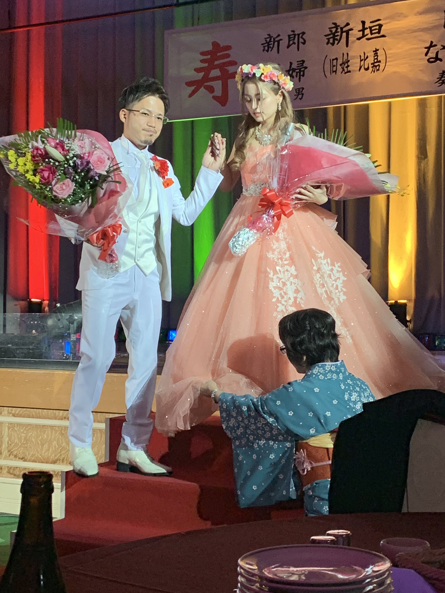 World Chain A K A Kinpyo しゅん先輩の結婚式 感動的だったな ヤンキーの結婚式って 普通の人の結婚式より 何倍も泣ける ありがとうございました お幸せに T Co 55yk1vyher Twitter
