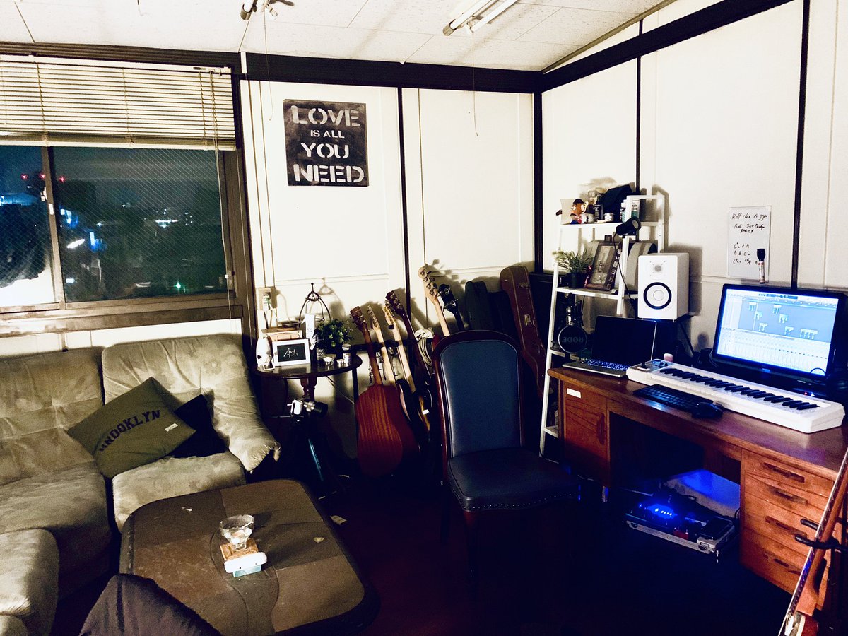 ASH_officialjp's tweet photo. Good nightπ
#δ½ζ₯ι¨ε±
#studio2018 https://t.co/6iWLkyBjHY