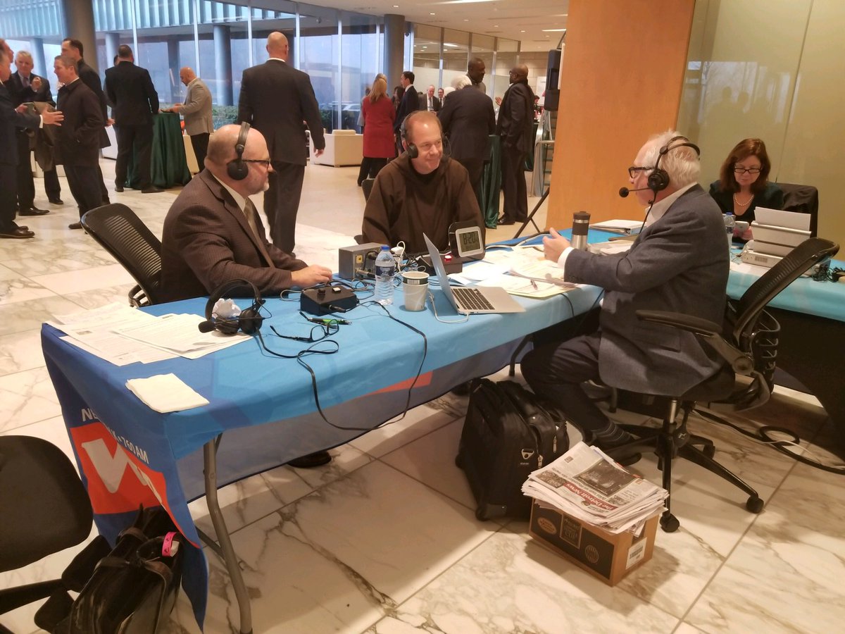 GCFBGERRY's tweet photo. Thanks to all who tuned into hear me and my friends @PaulWJR and @SteveCourtney66 on @wjrradio this morning for the 5th Annual #HungerFreeintheD radiothon. It's not too late to GIVE with matching donations from The Celani Family Foundation! GIVE HERE: https://t.co/81C0AccSO4 https://t.co/CGHX6cePTA
