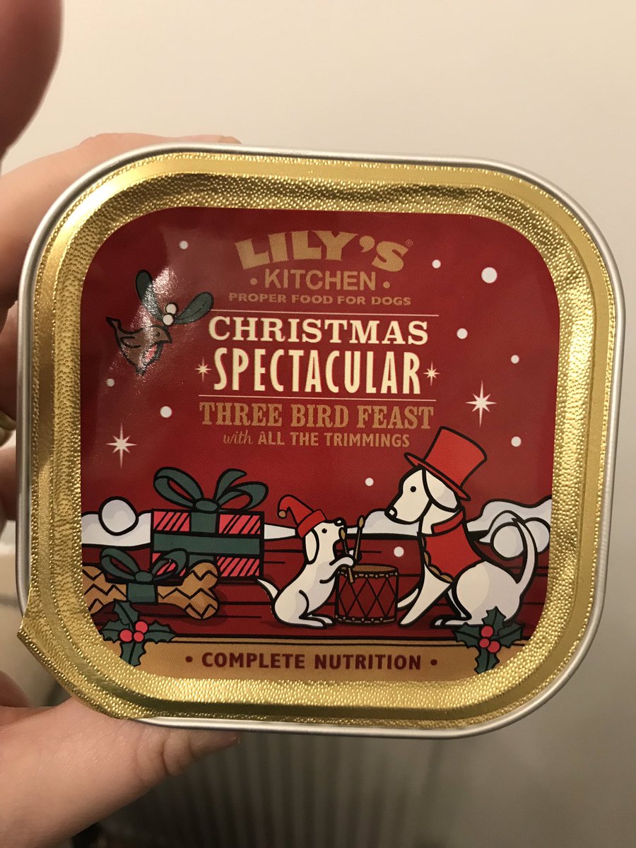 VinnyCook2's tweet photo. The tristmas adverts are on so I’m tucking into this yummy mix for tea! @lilyskitchen #BTposse #threebirdfeast https://t.co/mpvcVhRxHZ