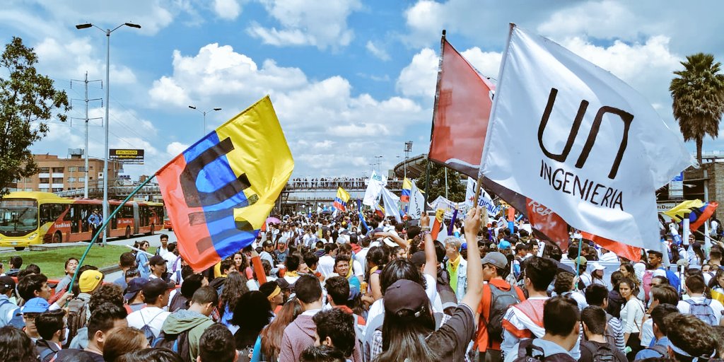 u_carolina's tweet photo. @RogerWaters We need your voice, the public education is going through an unprecedented crisis and you can help us making our situation visible worldwide. #SpamXLaU #WeNeedEducationColombia @spameaton https://t.co/AbwrVcOCrx