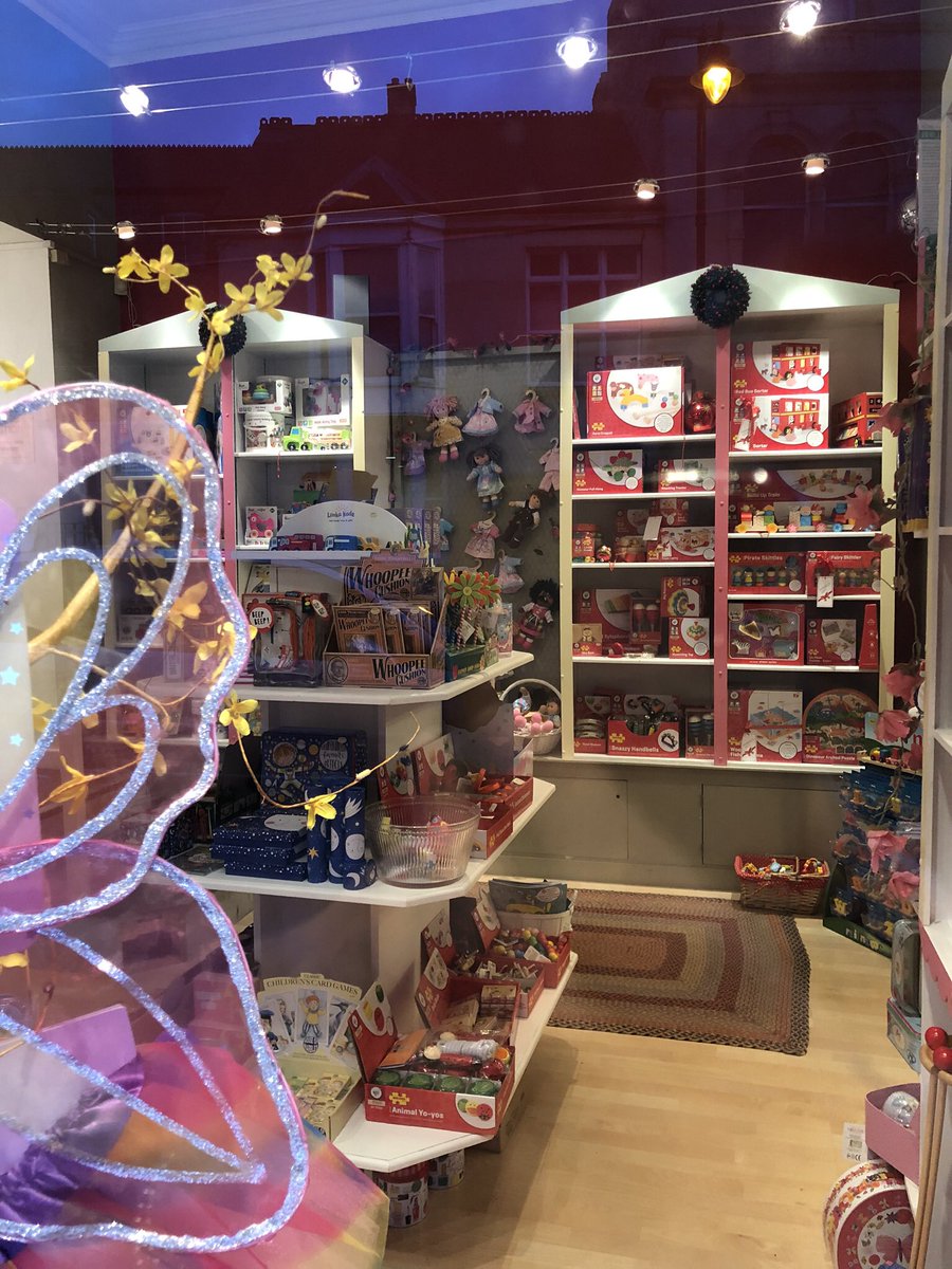 “The Present”
There’s a present under the Christmas tree,
And I’m excited to see it’s addressed to me.
I imagine all the things it might be,
But I have to wait until Christmas morning to see.

#penarthchristmas #shoplocal #penarthtown