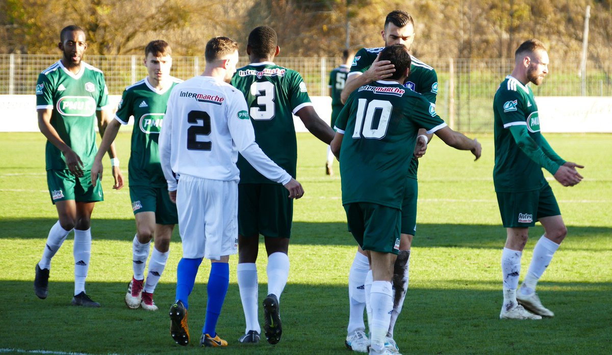 RedStarFC's tweet photo. Revivez la qualification du @RedStarFC ✪ face à l'@afl48 pour le 8ème tour de la @coupedefrance 🏆 avec les meilleurs tweets 🕊 la galerie photos 📷 et la réaction de Faruk Hadžibegić 🎙 #AFLRED #NousSommesLeRedStar ➡️ https://t.co/KCEamKr2AZ https://t.co/H0UjgVUoHh
