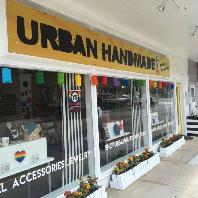 Champagne_Cloud's tweet photo. We are now in stores! Visit Urban Handmade in Yellow Springs, Ohio and pick up your favorite Volume 3 apparel! #ChamapagneClouds #YellowSprings #Follow https://t.co/ePOtZhb41M