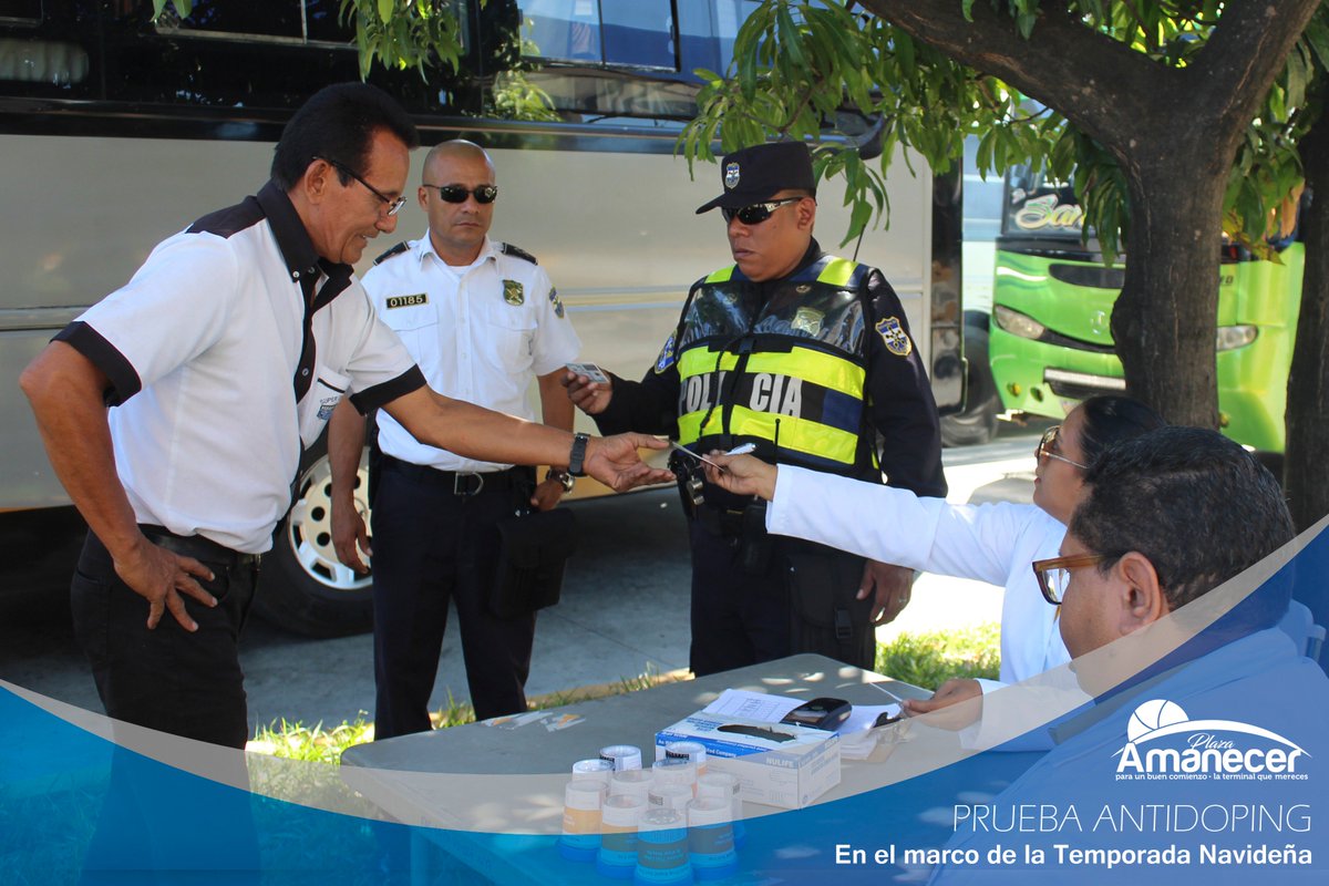 AmanecerPlaza's tweet photo. En el marco de la temporada navideña el #ViceministerioDeTransporte en coordinación con la #DivisiónDeTrancitoDeLaPNC de la zona, realizan un #ControlAntidoping en #TerminalPlazaAmanecer https://t.co/GMGlj8zVp2