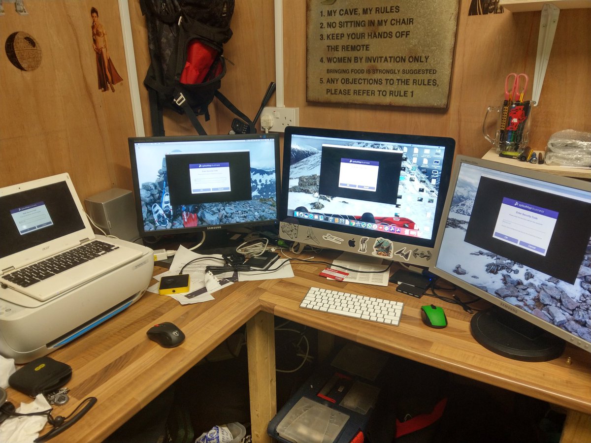 ComTech247's tweet photo. Late one tonight installing #antivirus for a client so time to get 4 remote support sessions going😁😁 #wemakeIThappen https://t.co/ZBdIw0ZhXU