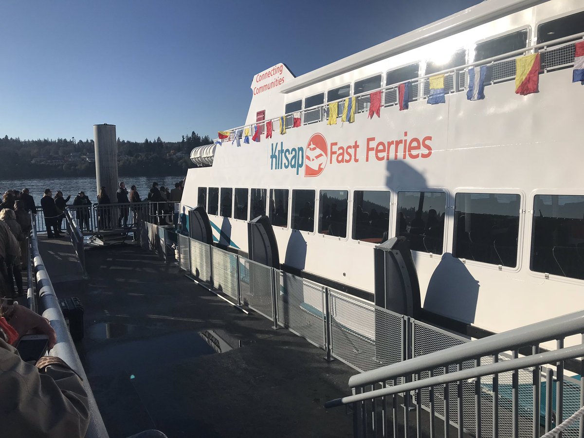 RobMunoz88's tweet photo. KINGSTON - .@KitsapTransit launching their newest fast ferry service, DT Seattle direct from Kingston. They promise it will cut a current trip aboard WS Ferries &amp; car ride from ~70min. to 40min. @KIRO7Seattle https://t.co/0Yg0zK3Qgz
