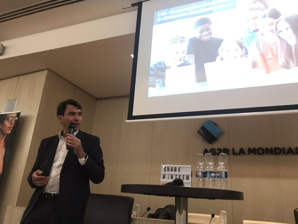 ValerieAsselot's tweet image. #IntFem : la #diversite est un véritable enjeu de l’ IT aujourd’hui avec des risques de biais très fort 
@nsekkaki défend la #diversite la #multiculturalite, l’ #equite plutôt que l’ #egalite comme une NÉCESSITÉ pour construire le monde 🌍