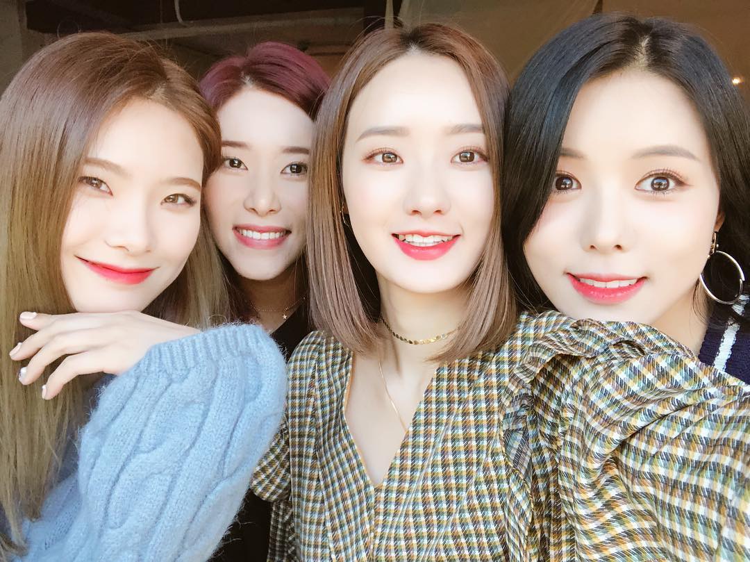 underratedggpix's tweet photo. please support matilda's comeback, they deserve the world!
https://t.co/KHJ37cSBPO https://t.co/U7bOUDk1BD